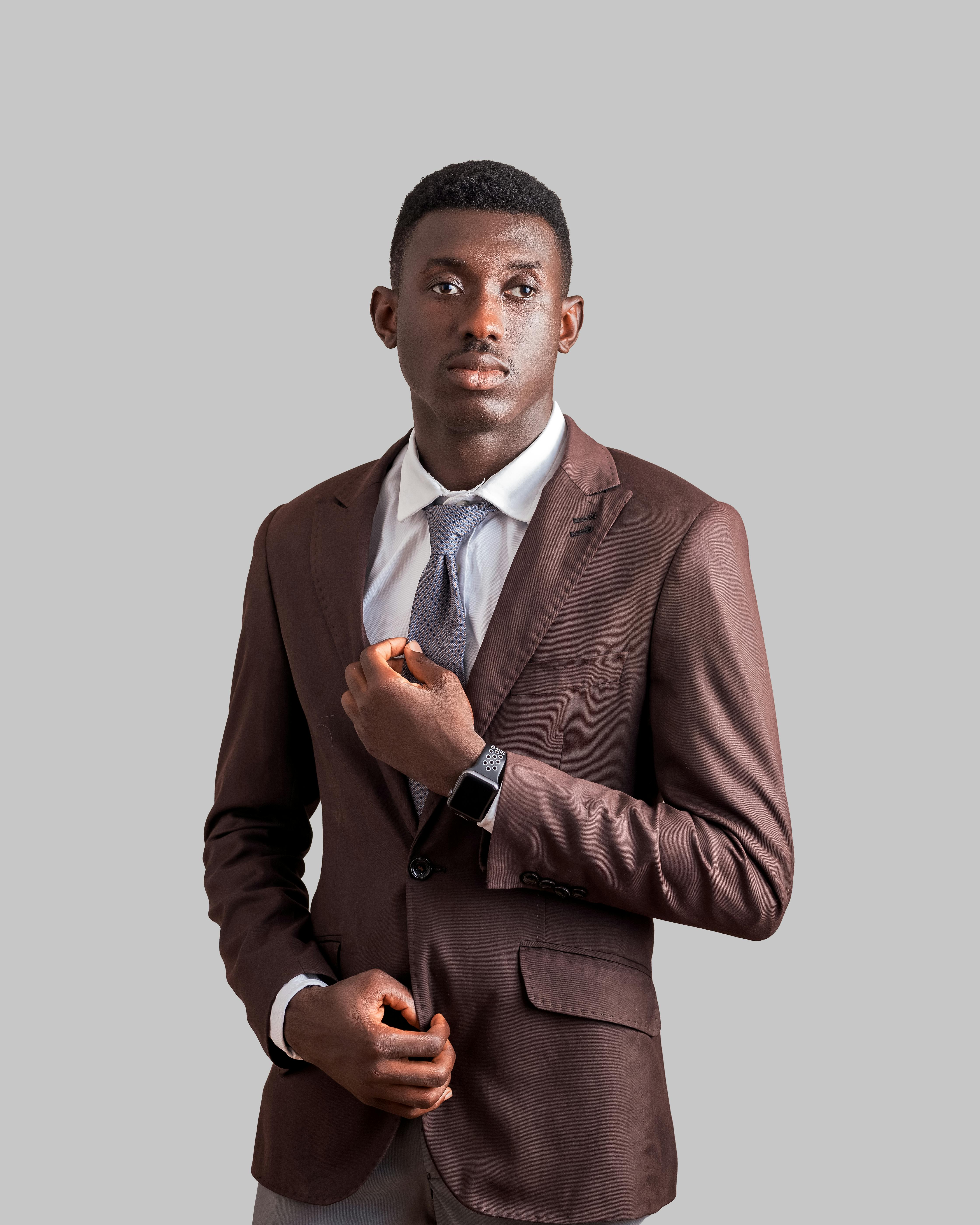 Elegant spring formal attire 17